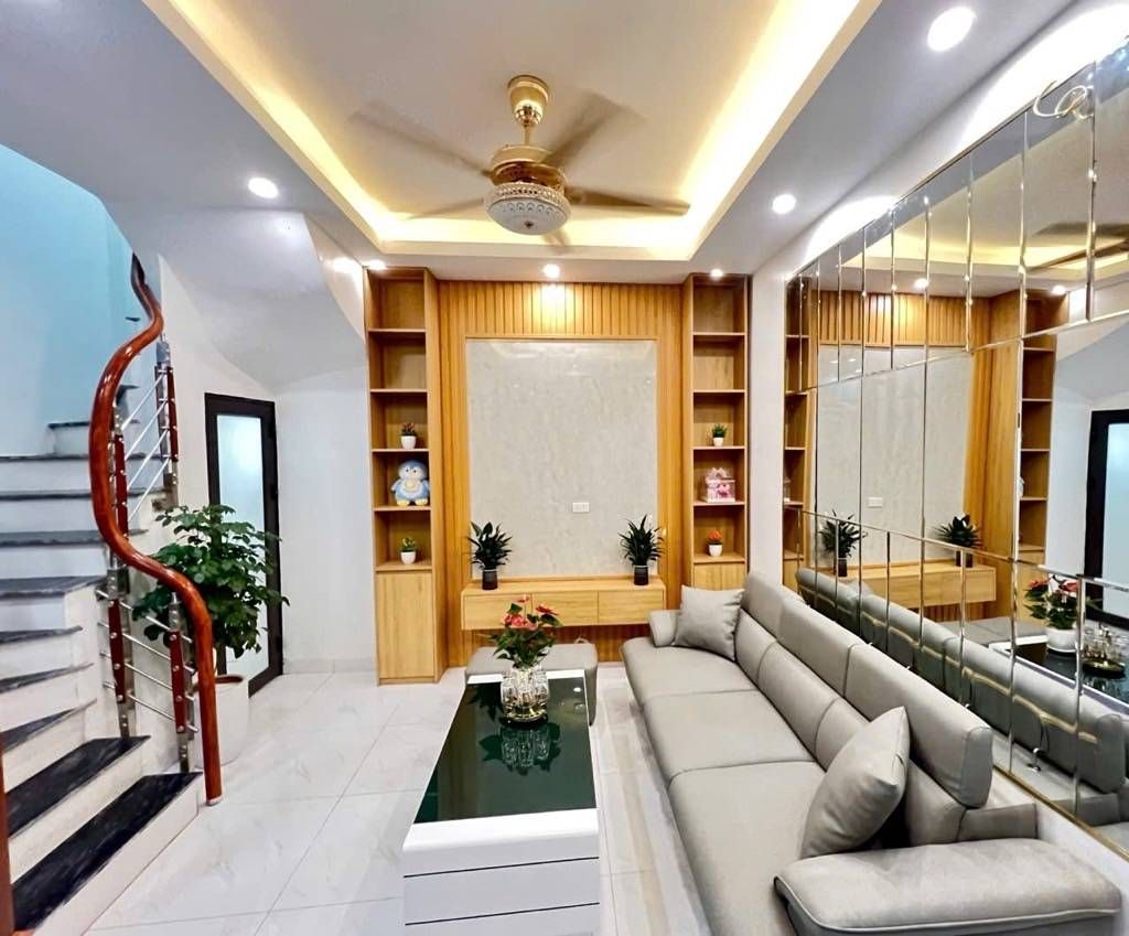 Bán nhà Tôn Đức Thắng - diện tích 21m2 5 tầng - Lô góc 3 mặt thoáng - giá 7,5 tỷ