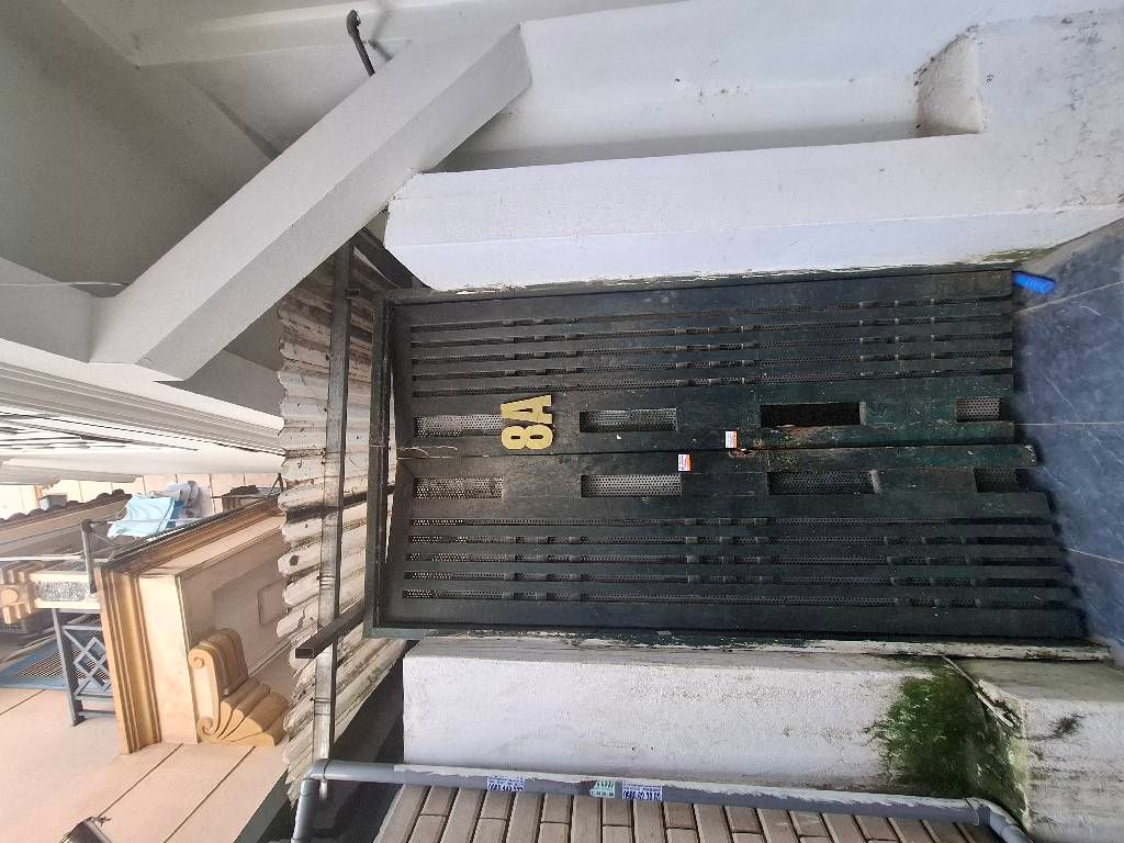 Bán nhà Đình Đông - diện tích 30m2 4 tầng - Nhà có sổ, gần ô tô - giá 5,2 tỷ