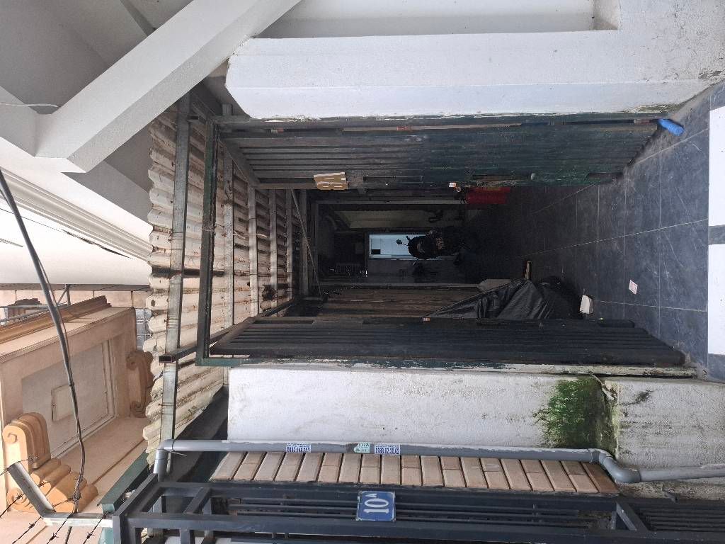 Bán nhà Đình Đông - diện tích 30m2 4 tầng - Nhà có sổ, gần ô tô - giá 5,2 tỷ
