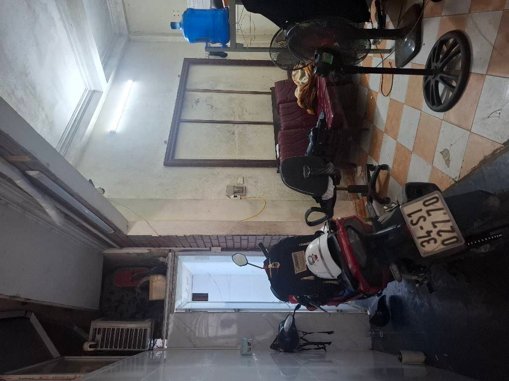 Bán nhà Đình Đông - diện tích 30m2 4 tầng - Nhà có sổ, gần ô tô - giá 5,2 tỷ