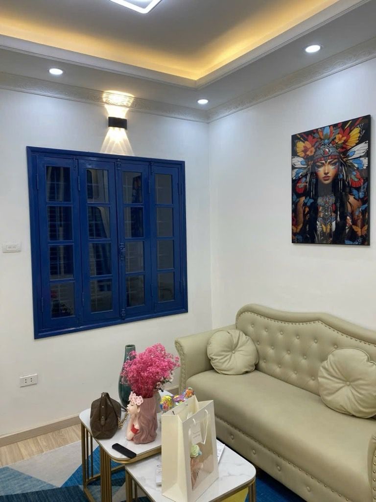 Bán nhà Nguyên Hồng - diện tích 45m2 1 tầng - vị trí kim cương - giá 3,6 tỷ