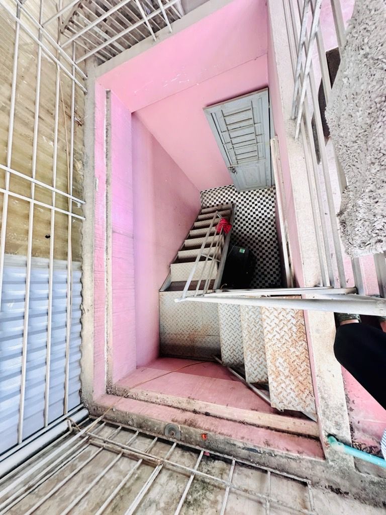 Bán nhà Khương Trung - diện tích 30m2 5 tầng - LÔ GÓC - CẦU THANG GIỮA - giá 8,6 tỷ