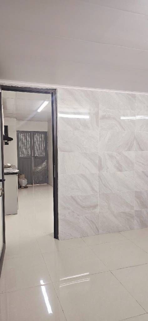Bán nhà Thái Thịnh - diện tích 65m2 1 tầng - Căn hộ tầng 1 thông 2 cửa 2 mặt ngõ - giá 3,65 tỷ