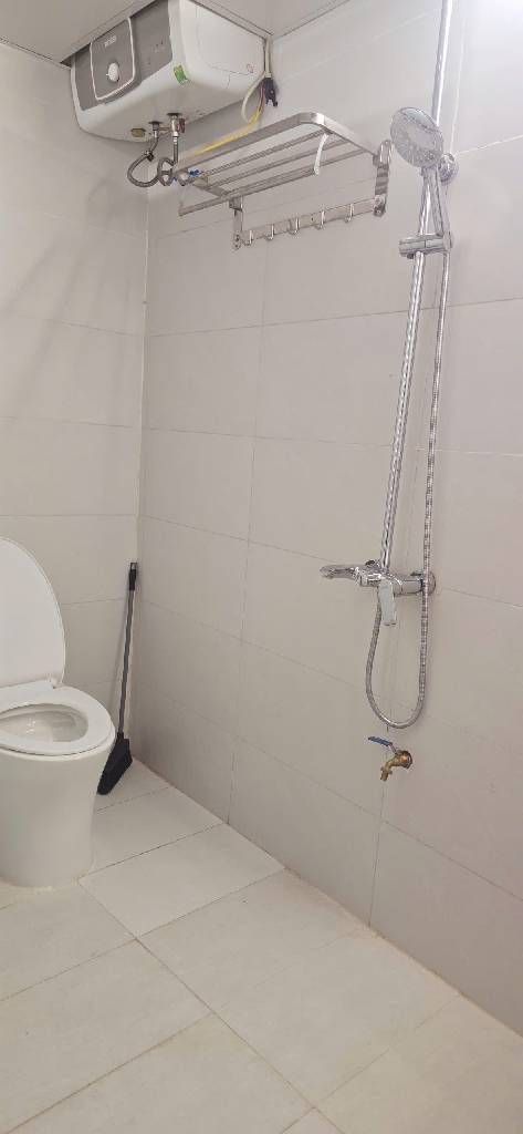 Bán nhà Thái Thịnh - diện tích 65m2 1 tầng - Căn hộ tầng 1 thông 2 cửa 2 mặt ngõ - giá 3,65 tỷ