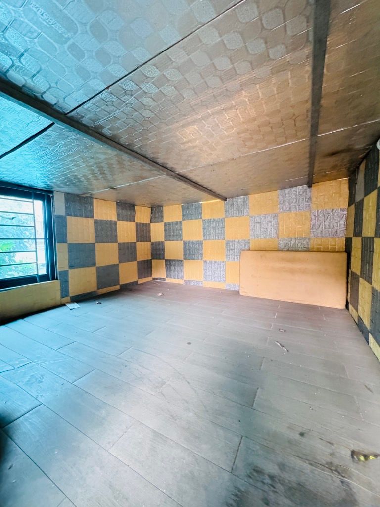 Bán nhà Thanh Xuân Bắc - diện tích 28,4m2 3 tầng - Nhà nhỏ tiền, tầm tài chính nhiều khách - giá 2,35 tỷ