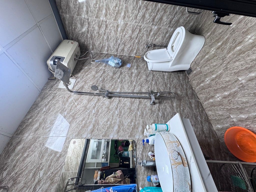 Bán nhà Thanh Xuân Bắc - diện tích 28,4m2 3 tầng - Nhà nhỏ tiền, tầm tài chính nhiều khách - giá 2,35 tỷ