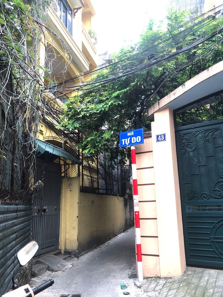 Bán nhà Bạch Mai - diện tích 39m2 5 tầng - Ô TÔ TRÁNH - giá 1,1 tỷ