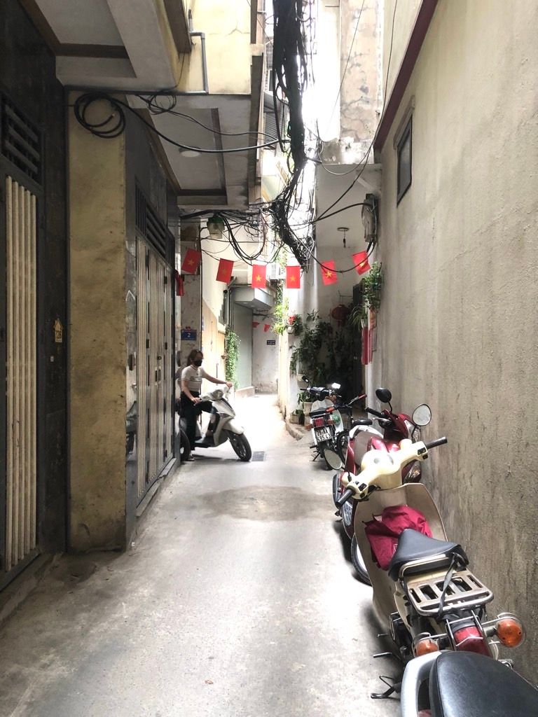 Bán nhà Bạch Mai - diện tích 39m2 5 tầng - Ô TÔ TRÁNH - giá 1,1 tỷ