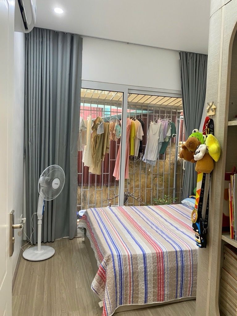 Bán nhà Ngõ Chiến Thắng - diện tích 69m2 1 tầng - Nhà đẹp như chung cư - giá 4,15 tỷ