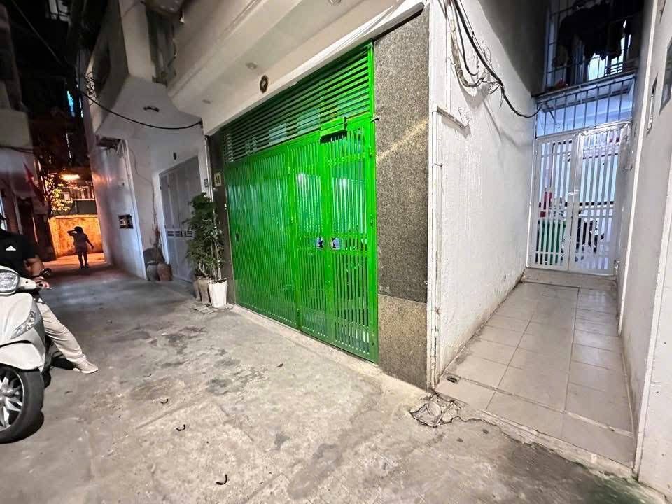 Bán nhà Nguyễn Trãi - diện tích 56m2 7 tầng - Ngõ ô tô tránh - giá 1,18 tỷ