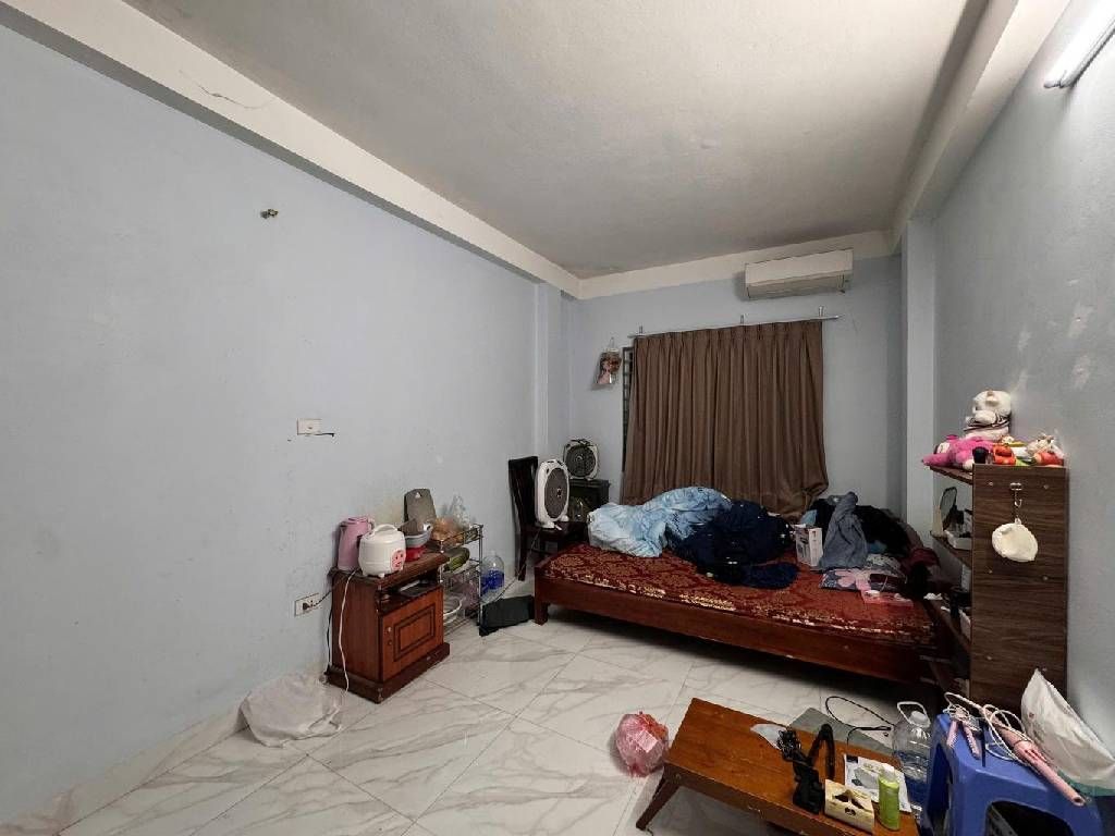 Bán nhà Nguyễn Trãi - diện tích 31m2 5 tầng - nhà dân xây, thiết kế mỗi tầng 2 ngủ - giá 8,5 tỷ