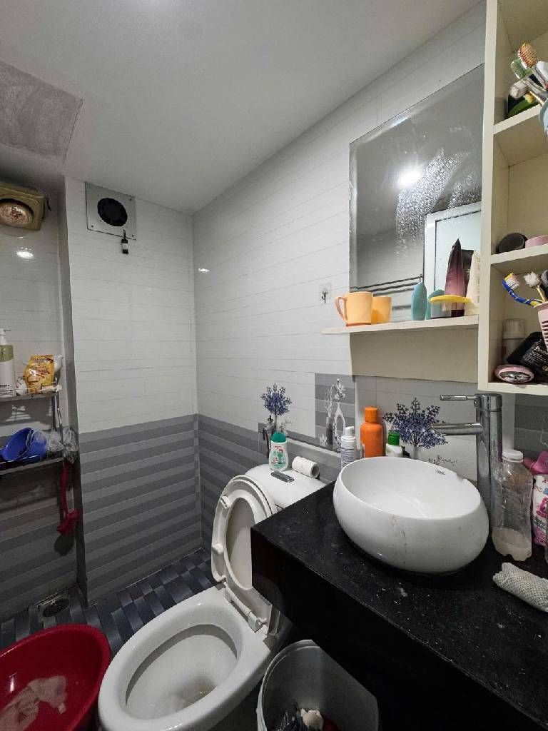 Bán nhà Nguyễn Trãi - diện tích 31m2 5 tầng - nhà dân xây, thiết kế mỗi tầng 2 ngủ - giá 8,5 tỷ