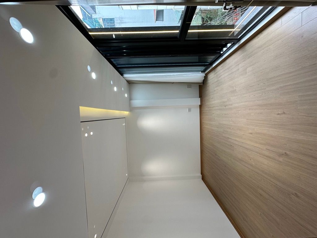 Bán nhà Giếng Mứt - diện tích 28m2 7 tầng - Lô góc, thang máy - giá 15,8 tỷ