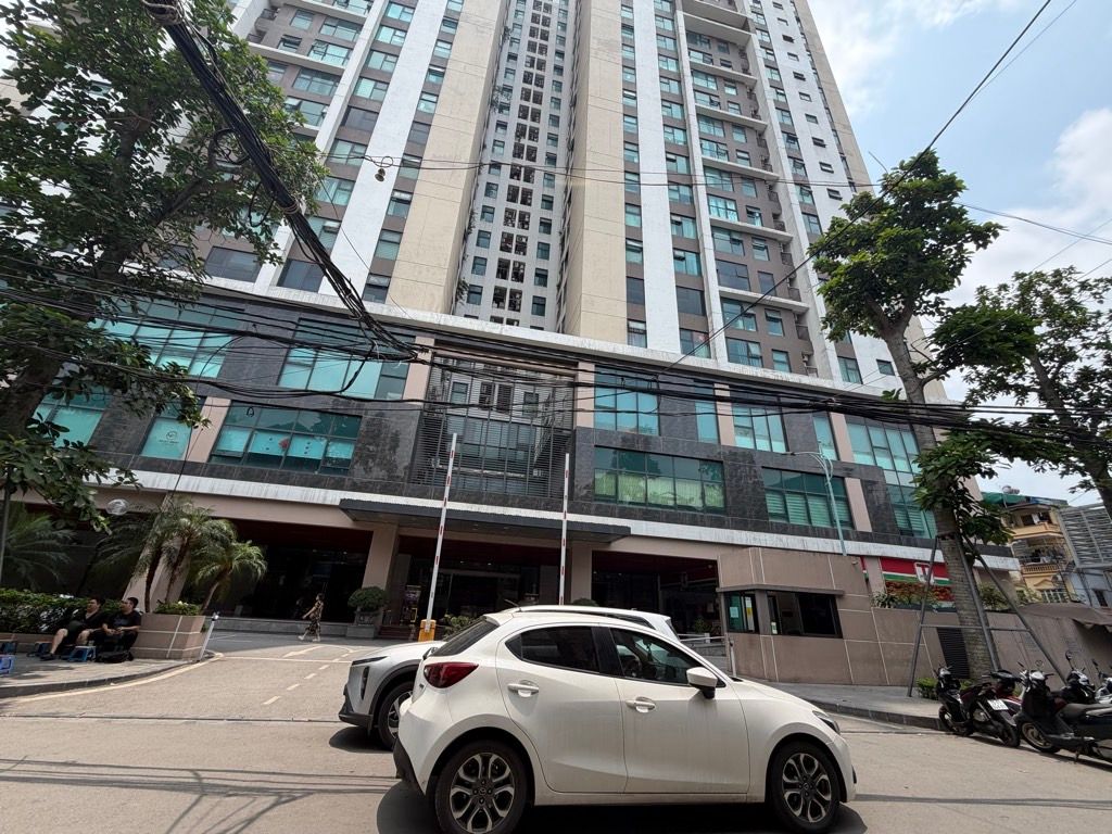 Bán nhà Triều Khúc - diện tích 65m2 3 tầng - Ngõ thông - giá 14,8 tỷ