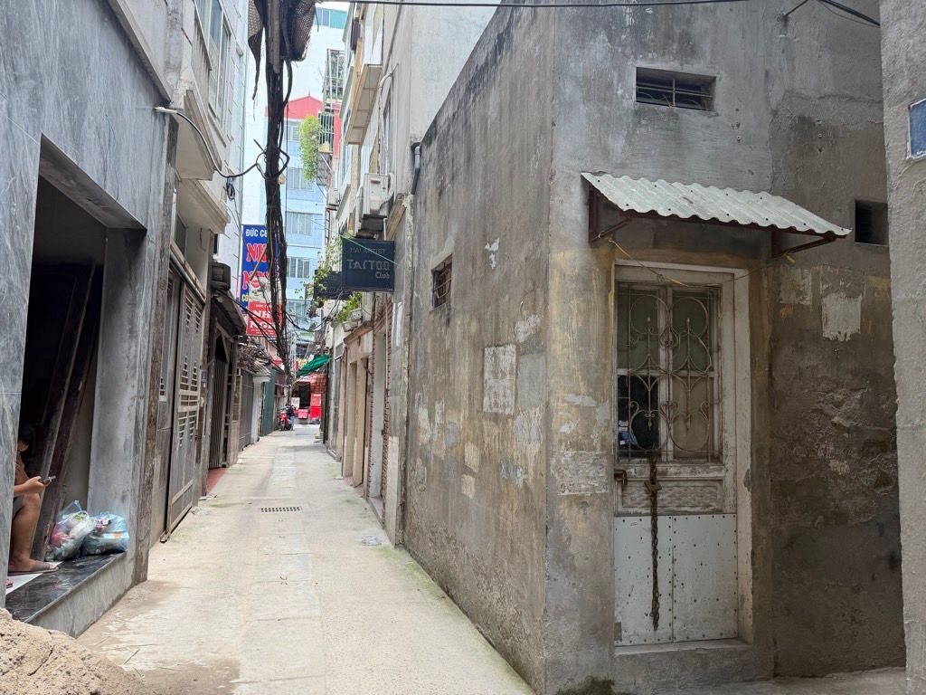 Bán nhà Triều Khúc - diện tích 65m2 3 tầng - Ngõ thông - giá 14,8 tỷ