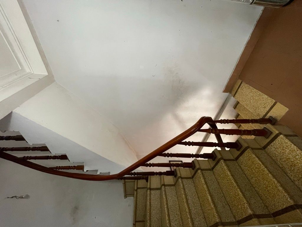 Bán nhà Hồng Mai - diện tích 24m2 6 tầng - 3 mặt thoáng - giá 6,99 tỷ