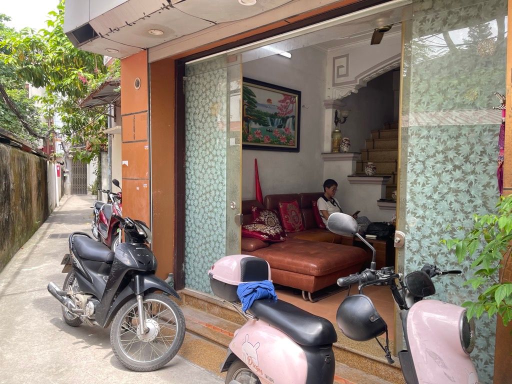 Bán nhà Hồng Mai - diện tích 24m2 6 tầng - 3 mặt thoáng - giá 6,99 tỷ