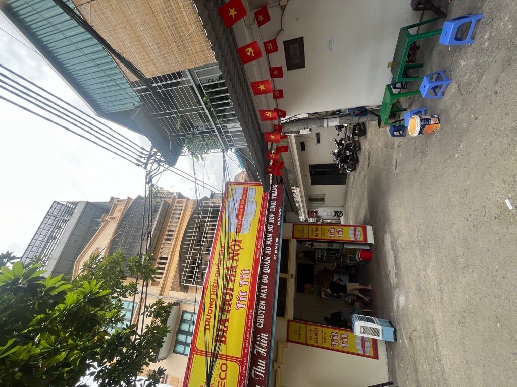 Bán nhà Mai Động - diện tích 80m2 2 tầng - ô tô đỗ cửa - giá 12,5 tỷ