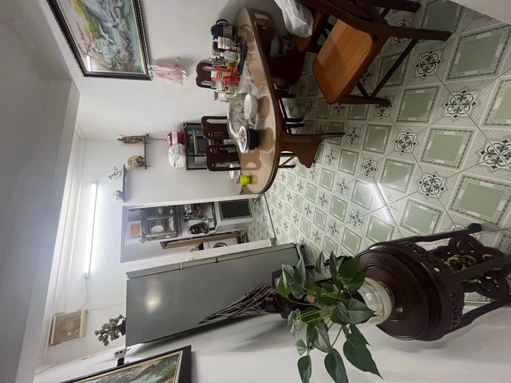 Bán nhà Mai Động - diện tích 80m2 2 tầng - ô tô đỗ cửa - giá 12,5 tỷ