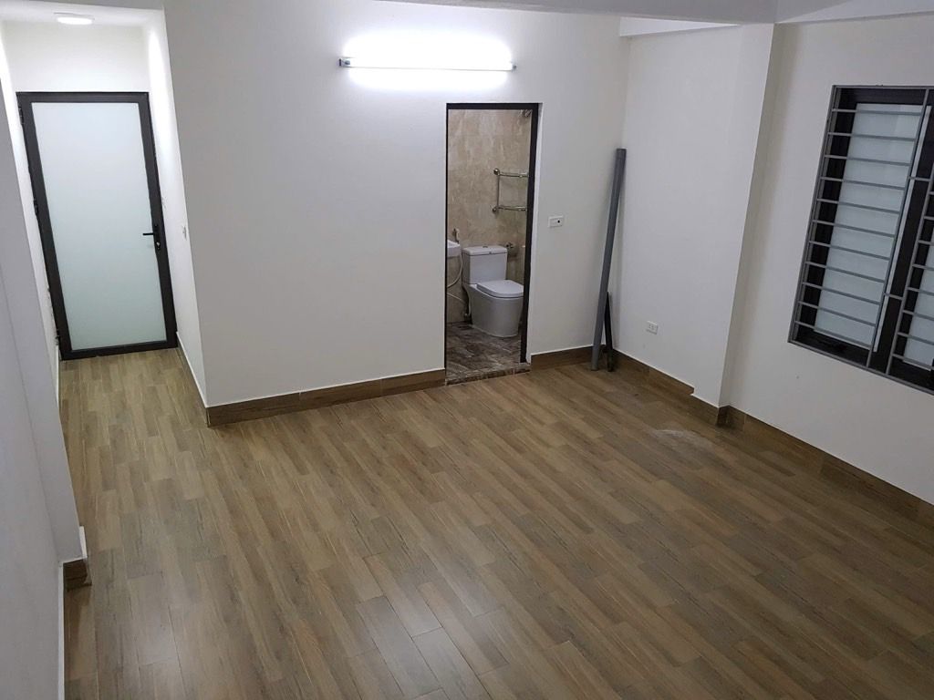 Bán nhà Trần Quý Cáp - diện tích 46,2m2 5 tầng - Lô góc 2 thoáng - giá 15 tỷ