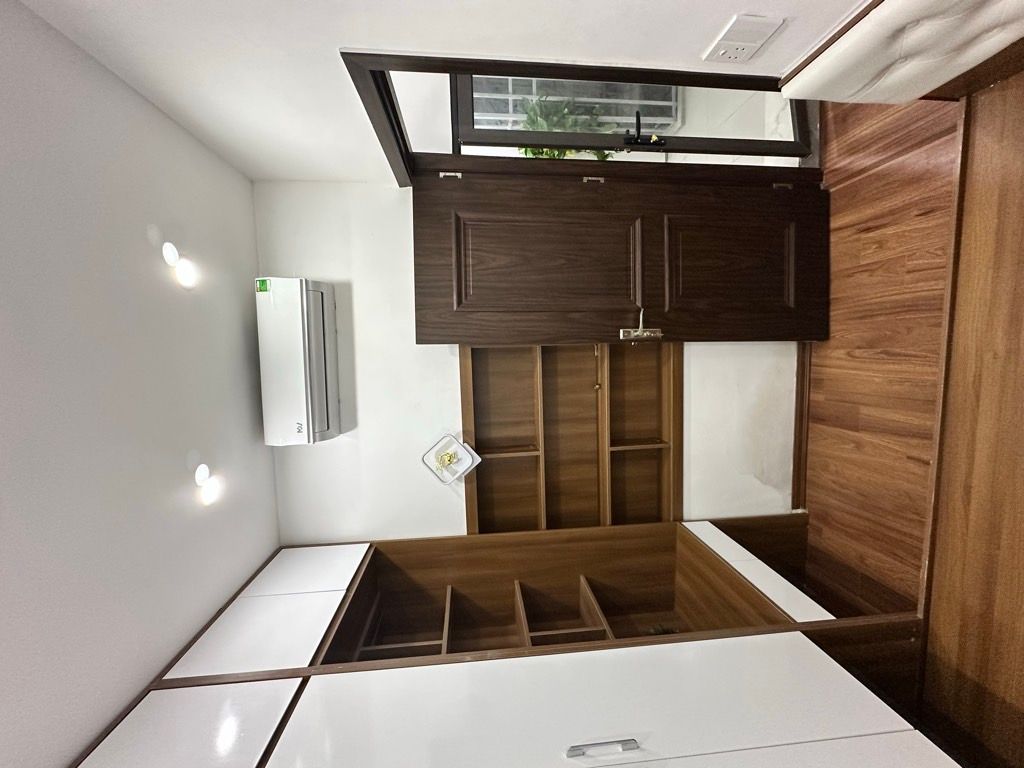 Bán nhà Chùa Láng - diện tích 27,4m2 1 tầng - Ô tô đỗ chân cầu thang - giá 0 tỷ