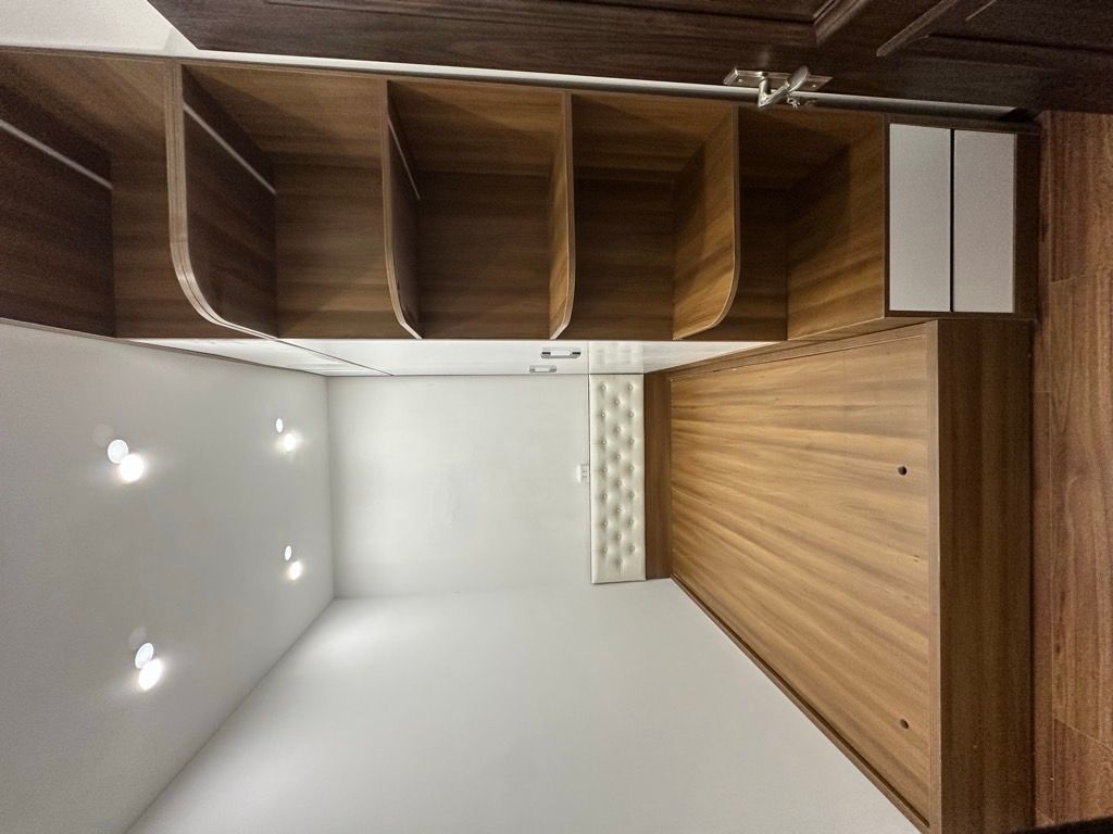 Bán nhà Chùa Láng - diện tích 27,4m2 1 tầng - Ô tô đỗ chân cầu thang - giá 0 tỷ