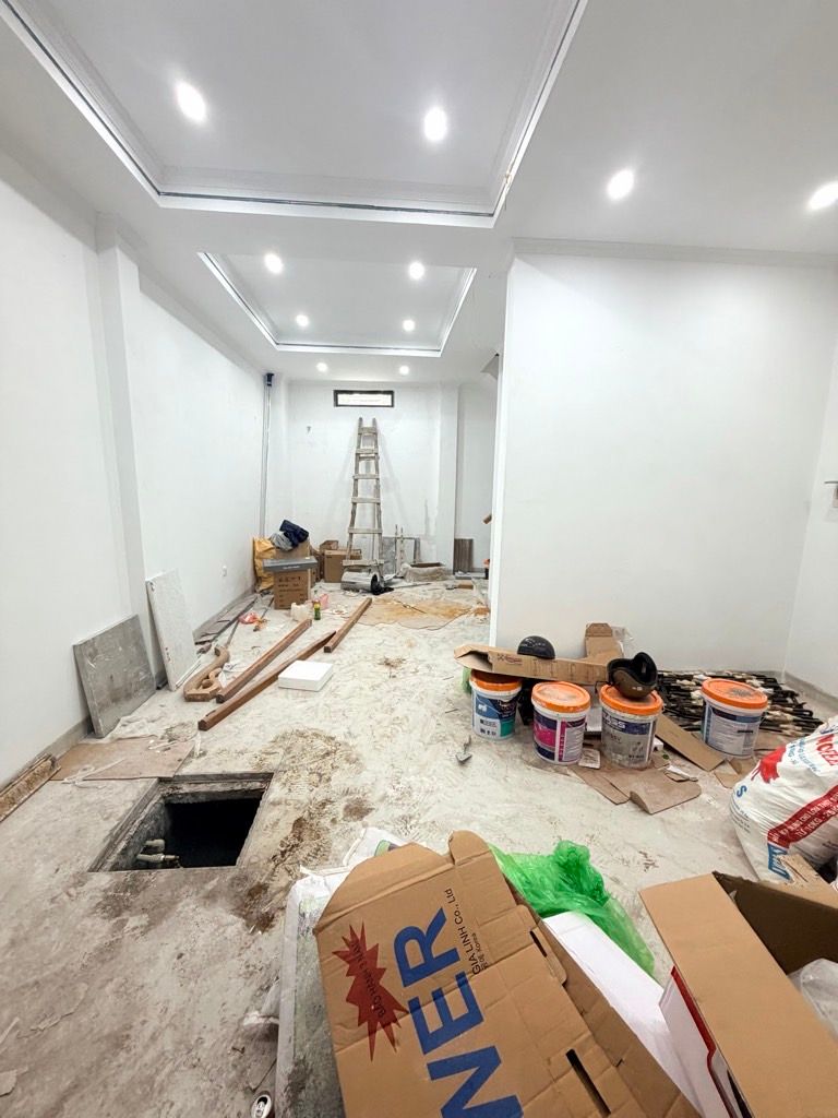 Bán nhà Láng - diện tích 42m2 6 tầng - thang máy, nội thất long lanh - giá 15,5 tỷ