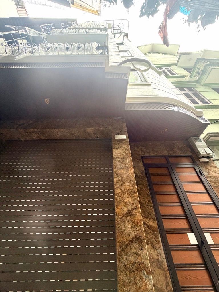 Bán nhà Láng - diện tích 42m2 6 tầng - thang máy, nội thất long lanh - giá 15,5 tỷ