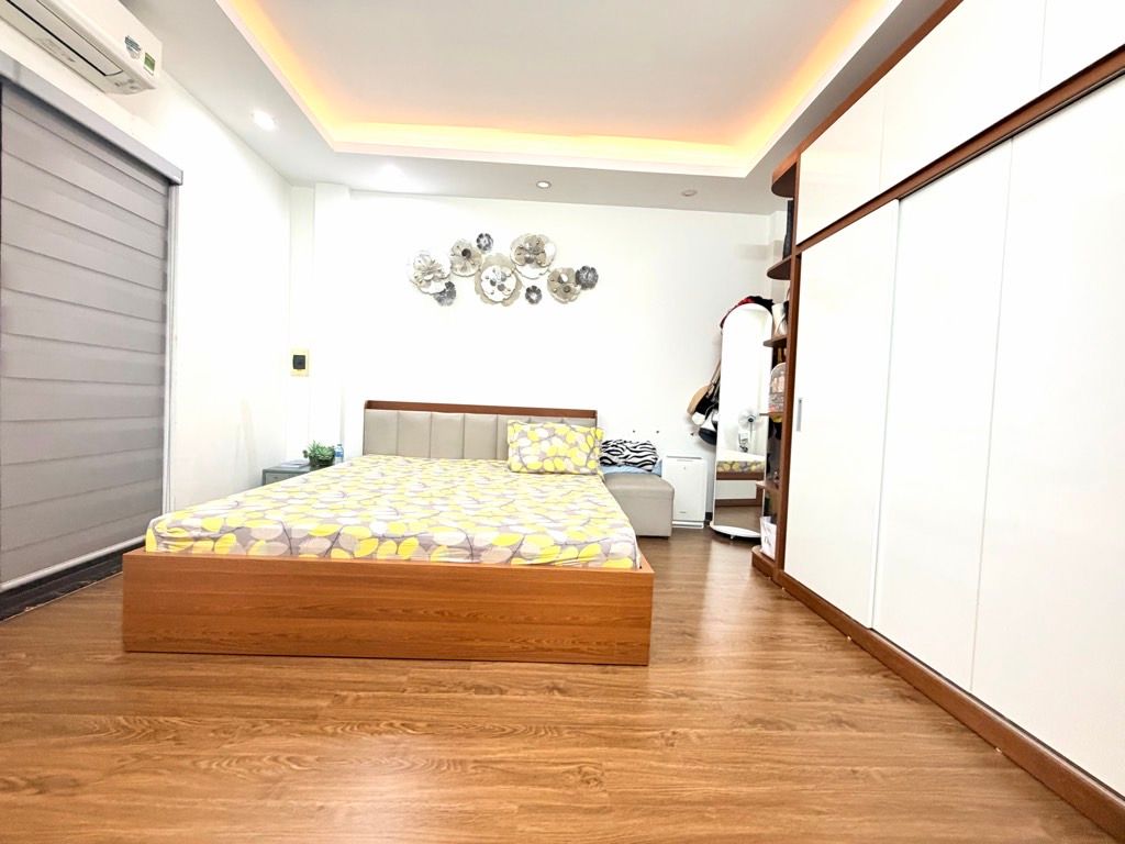 Bán nhà Hoàng Mai - diện tích 30m2 5 tầng - Nhà đẹp, công năng đỉnh - giá 7,55 tỷ