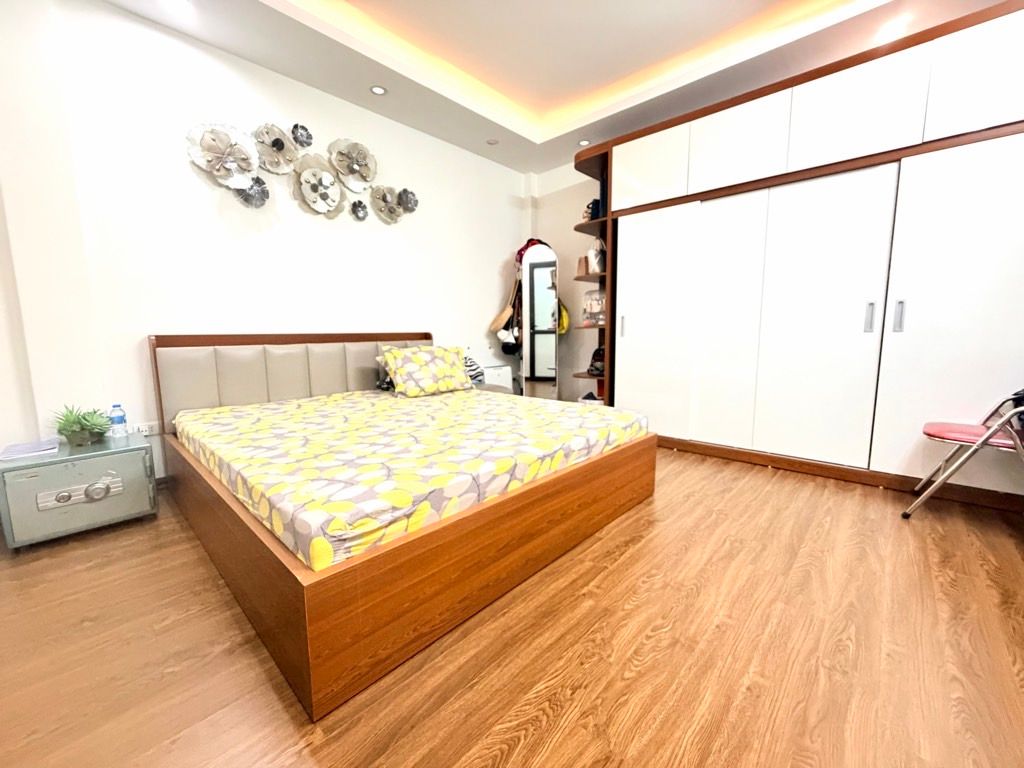 Bán nhà Hoàng Mai - diện tích 30m2 5 tầng - Nhà đẹp, công năng đỉnh - giá 7,55 tỷ