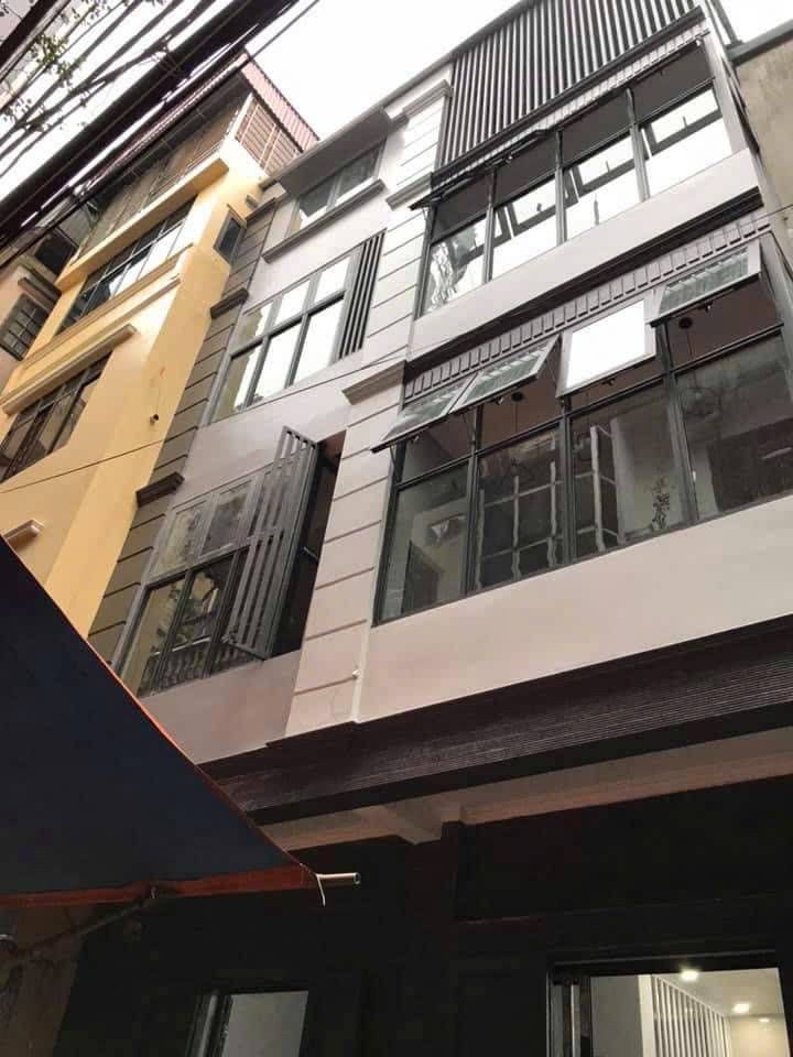 Bán nhà Nguyễn Trãi - diện tích 34m2 4 tầng - ô tô tránh đậu đỗ trước cửa - giá 16,8 tỷ