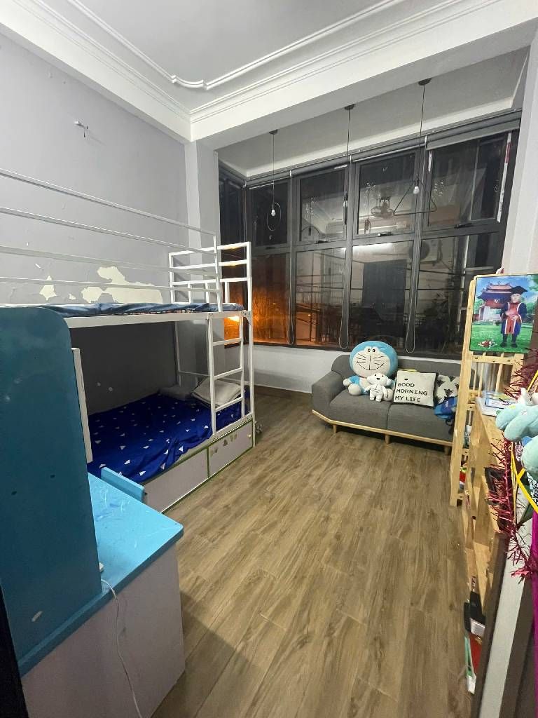 Bán nhà Nguyễn Trãi - diện tích 34m2 4 tầng - ô tô tránh đậu đỗ trước cửa - giá 16,8 tỷ