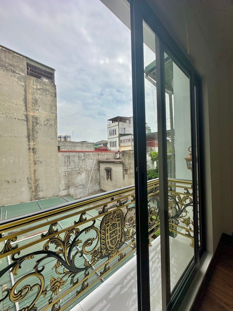 Bán nhà Lĩnh Nam - diện tích 30m2 6 tầng - HÀNG TUYỂN LĨNH NAM - 6 TẦNG THANG MÁY - giá 8,35 tỷ