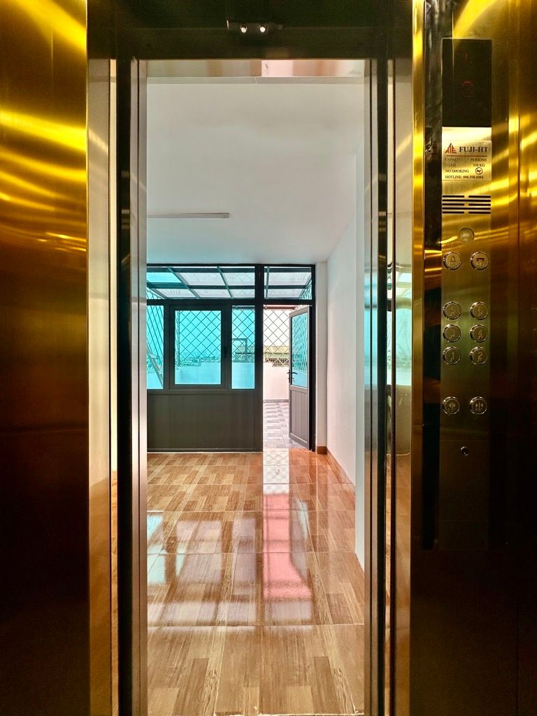 Bán nhà Lĩnh Nam - diện tích 30m2 6 tầng - HÀNG TUYỂN LĨNH NAM - 6 TẦNG THANG MÁY - giá 8,35 tỷ