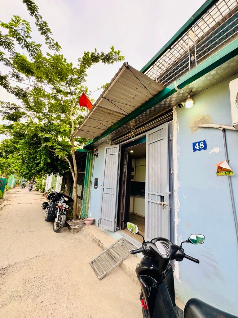 Bán nhà Lĩnh Nam - diện tích 45m2 2 tầng - ô tô đỗ cửa - giá 1,3 tỷ