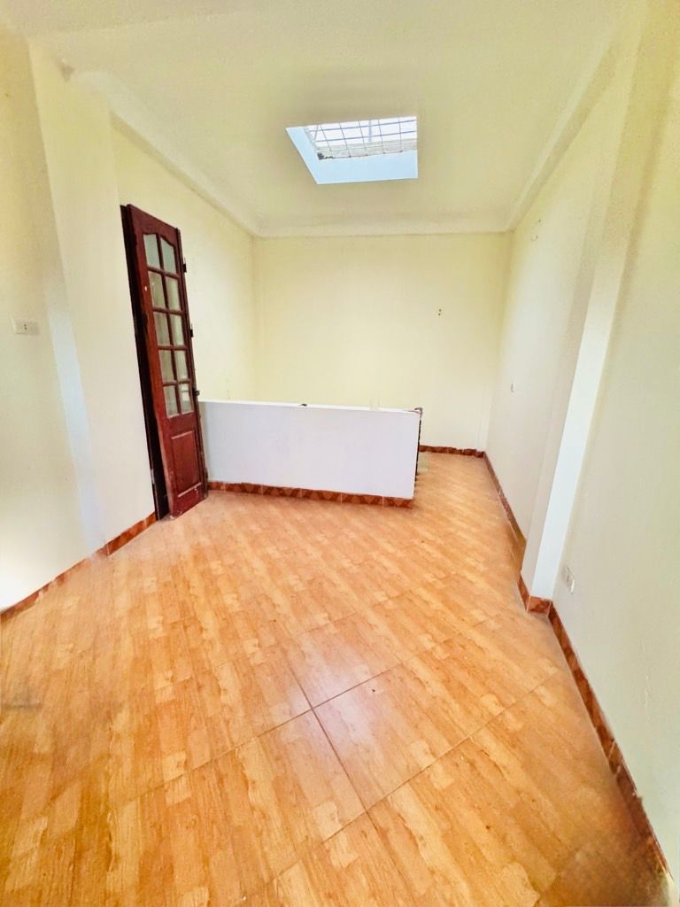 Bán nhà Tân Mai - diện tích 26m2 4 tầng - Mặt ngõ ô tô tải đỗ cửa - giá 7,8 tỷ