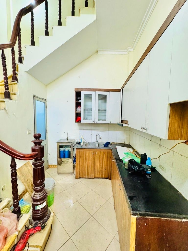 Bán nhà Tân Mai - diện tích 26m2 4 tầng - Mặt ngõ ô tô tải đỗ cửa - giá 7,8 tỷ