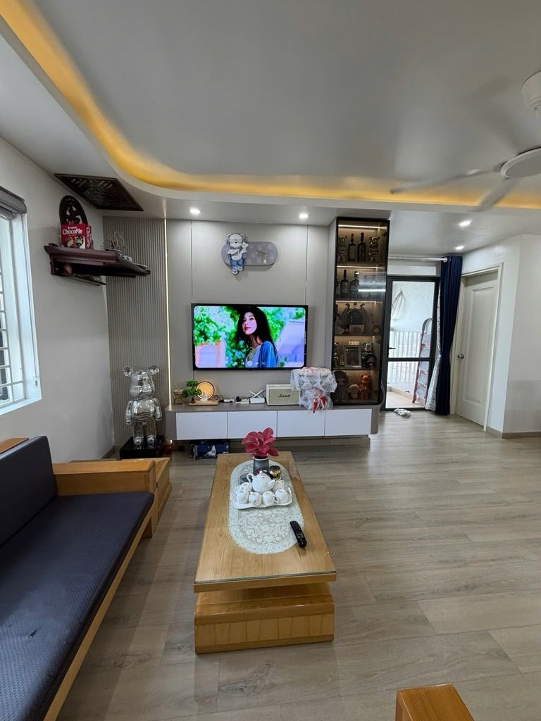 Bán nhà Linh Đàm - diện tích 62m2 18 tầng - Căn hộ lô góc đẹp - giá 5,4 tỷ
