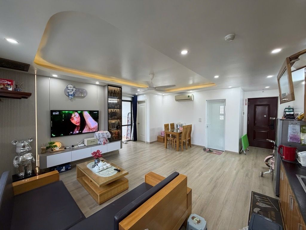Bán nhà Linh Đàm - diện tích 62m2 18 tầng - Căn hộ lô góc đẹp - giá 5,4 tỷ