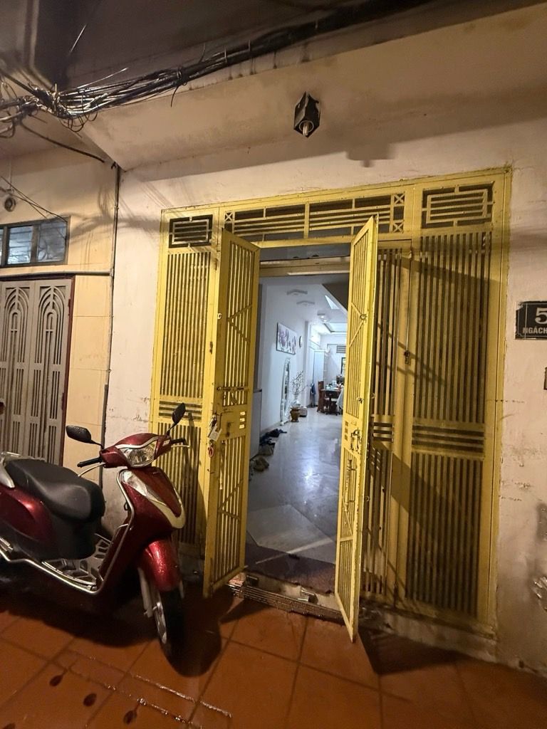 Bán nhà Nguyễn Lương Bằng - diện tích 38.2m2 5 tầng - Ngõ thông, gần ô tô - giá 13,9 tỷ