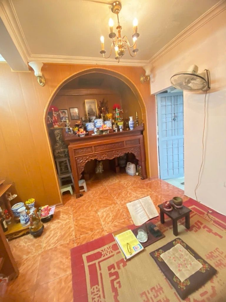 Bán nhà Văn Chương - diện tích 27m2 5 tầng - Ô tô đỗ cửa - giá 11,2 tỷ