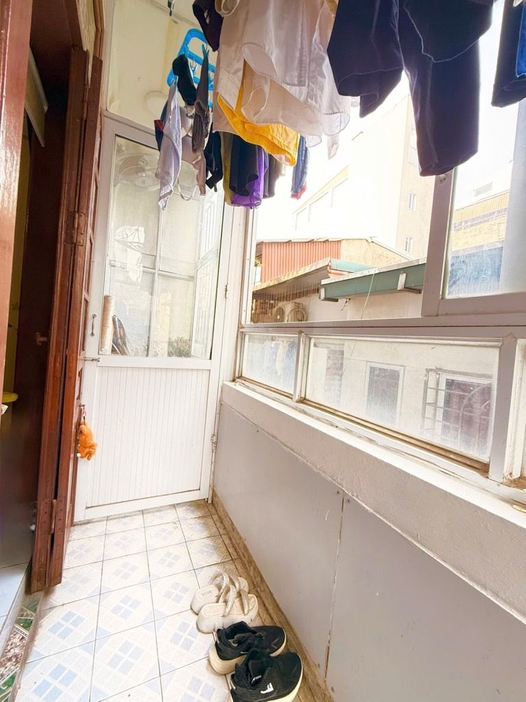 Bán nhà Văn Chương - diện tích 27m2 5 tầng - Ô tô đỗ cửa - giá 11,2 tỷ