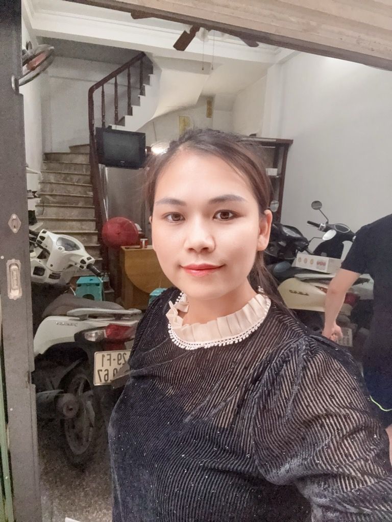Bán nhà Văn Chương - diện tích 27m2 5 tầng - Ô tô đỗ cửa - giá 11,2 tỷ
