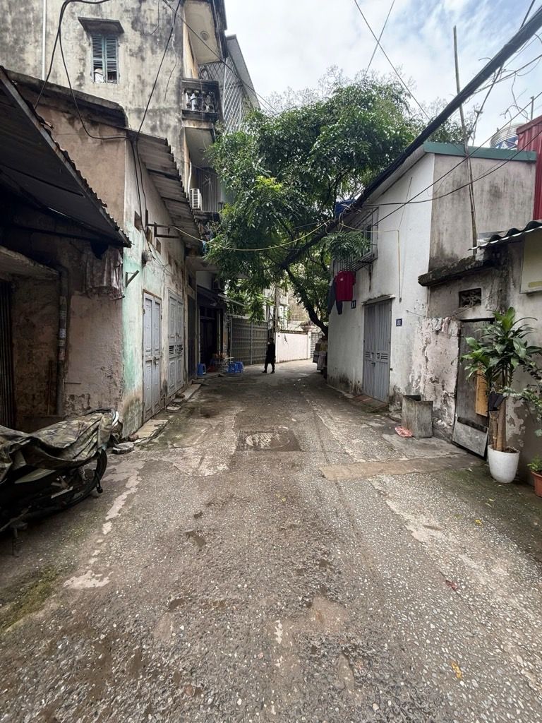 Bán nhà Trương Định - diện tích 29m2 4 tầng - Ô tô tránh - giá 10,4 tỷ