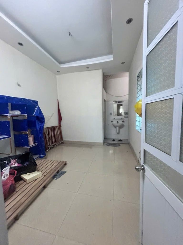 Bán nhà Kim Ngưu - diện tích 45.2m2 3 tầng - Lô góc, ô tô qua nhà - giá 13,9 tỷ