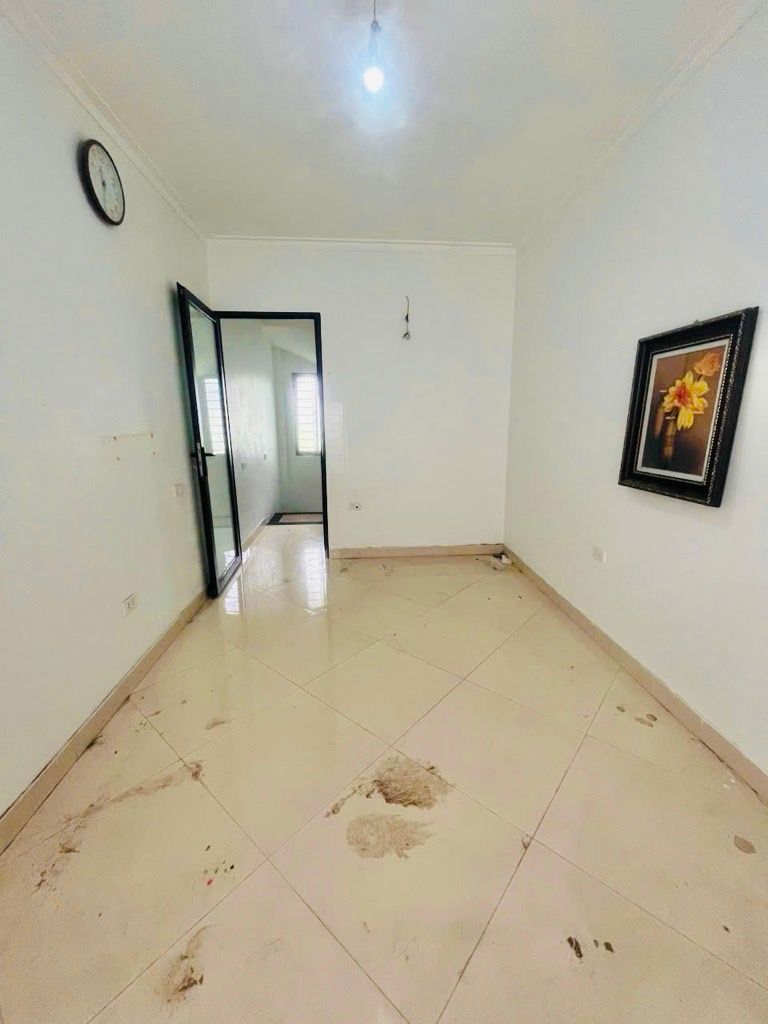 Bán nhà Hoàng Mai - diện tích 25m2 3 tầng - HCĐC - giá 3,2 tỷ