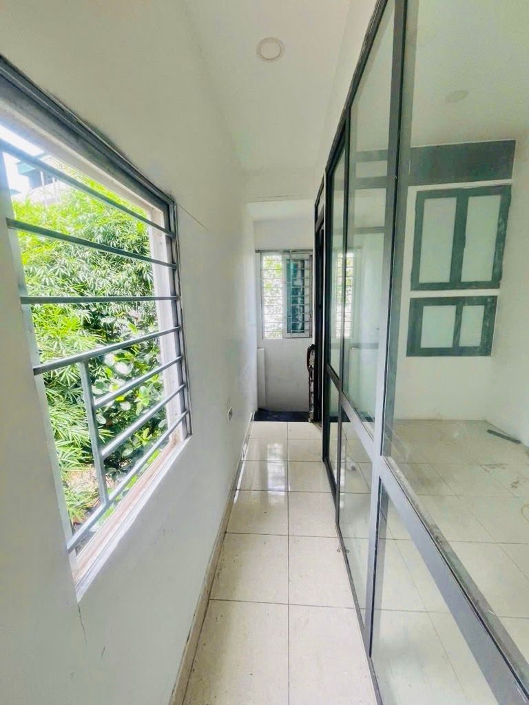Bán nhà Hoàng Mai - diện tích 25m2 3 tầng - HCĐC - giá 3,2 tỷ