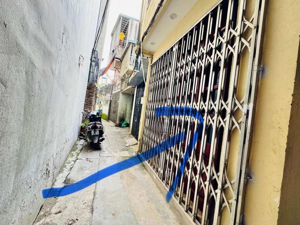 Bán nhà Hoàng Mai - diện tích 25m2 3 tầng - HCĐC - giá 3,2 tỷ