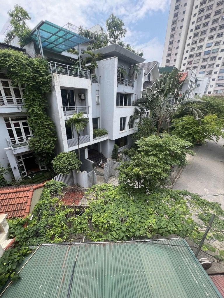 Bán nhà Hoàng Liệt - diện tích 91m2 3 tầng - Ô tô tránh - giá 20 tỷ