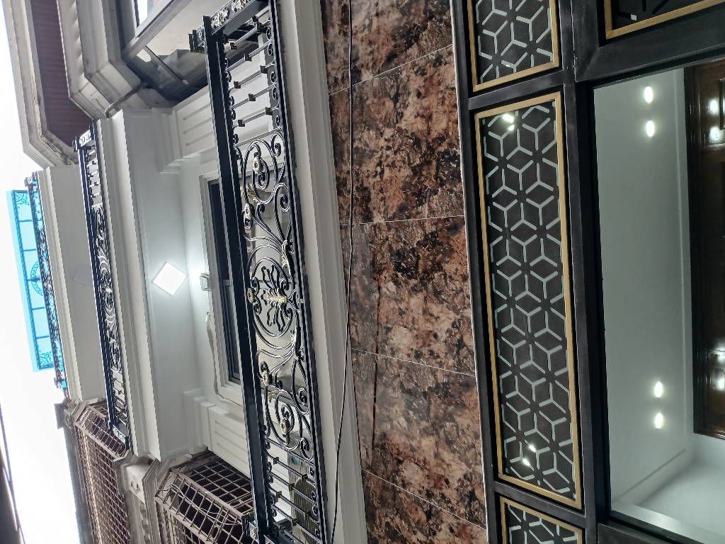 Bán nhà Hào Nam - diện tích 46.3m2 4 tầng - Ô TÔ DỪNG TRÁNH ĐỖ NGÀY ĐÊM - giá 19,5 tỷ